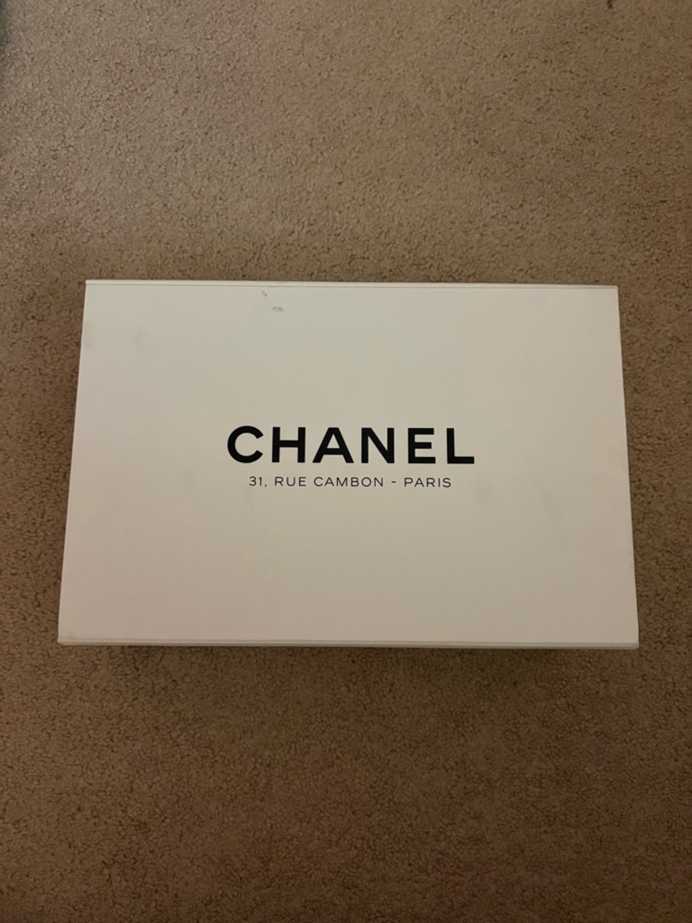 Chanel mini classic flap bag box